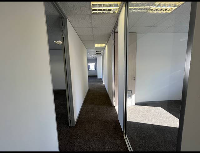 222M² OFFICE TO LET IN CENTURY CITY